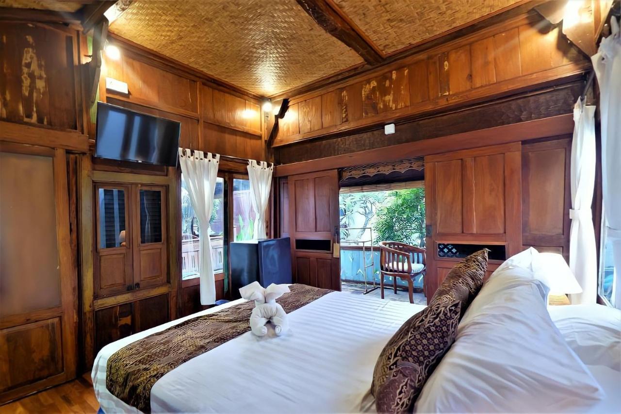 Hotel And Villa B52 ギリ・アイル エクステリア 写真